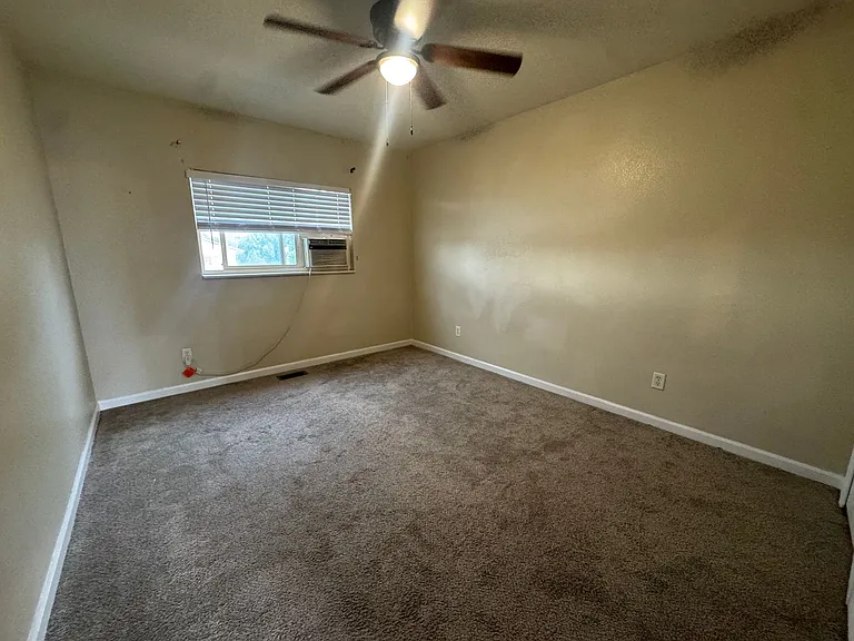 7126 Oxmoor Ln — Photo 16