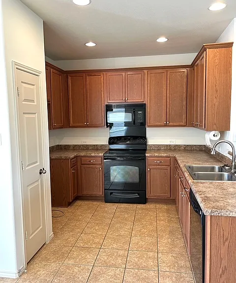 Recessed lighting and oversized cabinets