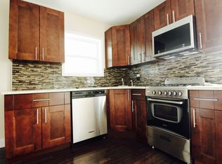 7425 64th Pl, Ridgewood, NY 11385