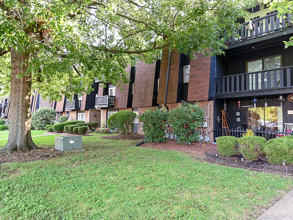 1st image of 3507 Lodge Ln APT 113