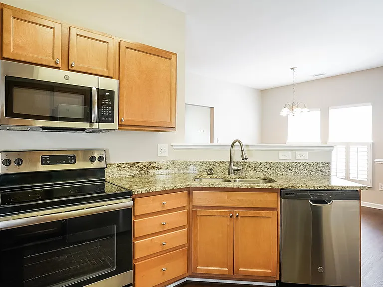 2306 King Malcolm Ln — Photo 9