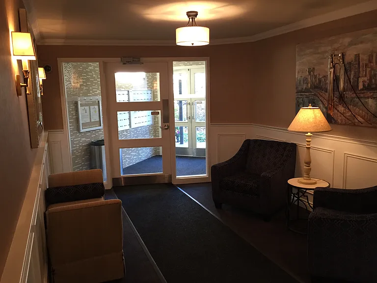 118 Montgomery Ave — Photo 22