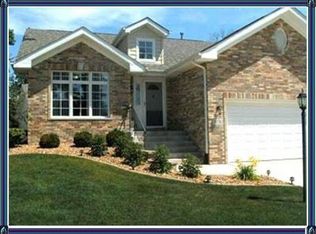 10763 Oakridge Ct, Saint John, IN 46373