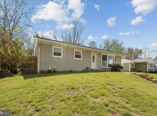 1405 Matthews Dr, Rockville, MD 20851
