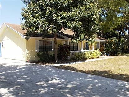 2nd image of 1003 Beach Ct