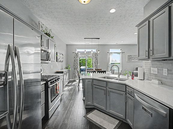 4th image of 3152 Huxley Dr