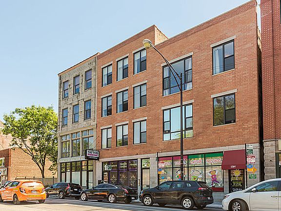 2nd image of 1064 N Milwaukee Ave #3W