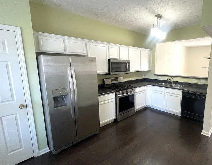 801 Old Peachtree Rd NW — Photo 4