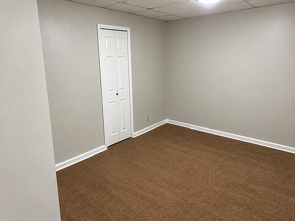 5th image of 517 Walnut St