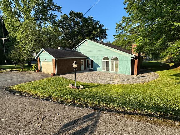 3rd image of 28 Atkins Belcher Rd