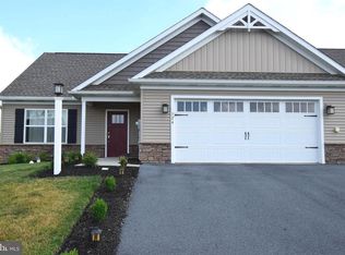 124 Canvasback Ln, Elizabethtown, PA 17022