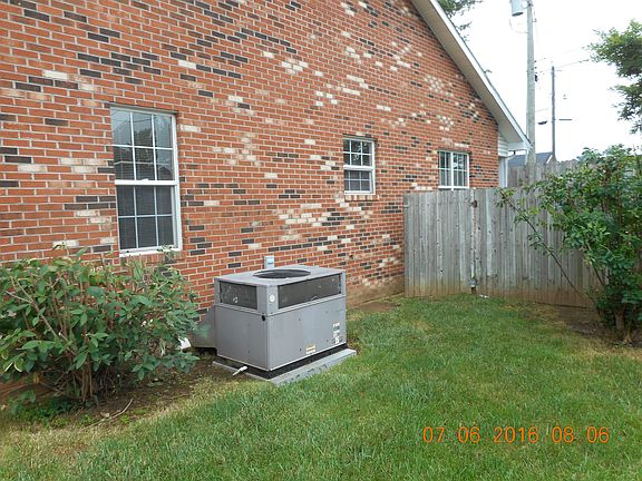 3rd image of 35 Township Road 1370