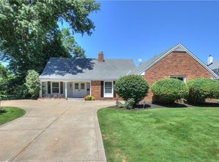 24801 Hazelmere Rd, Beachwood, OH 44122