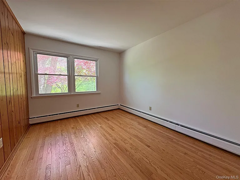 21 Young Rd — Photo 11