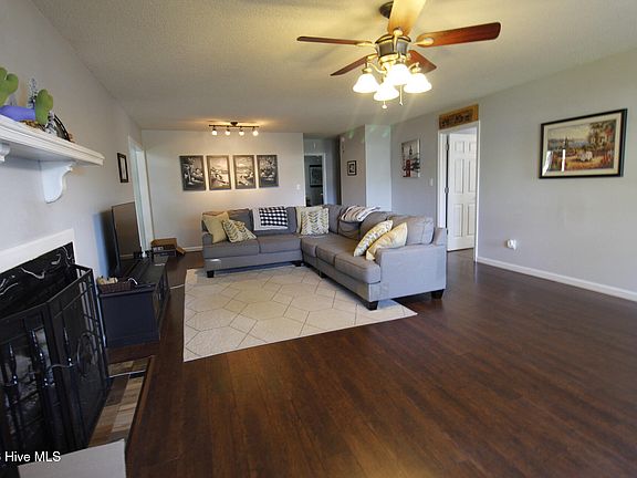 4th image of 103 Quarterhorse Lane