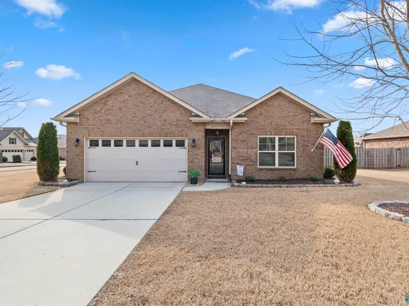 26975 Mill Creek Dr, Athens, AL 35613