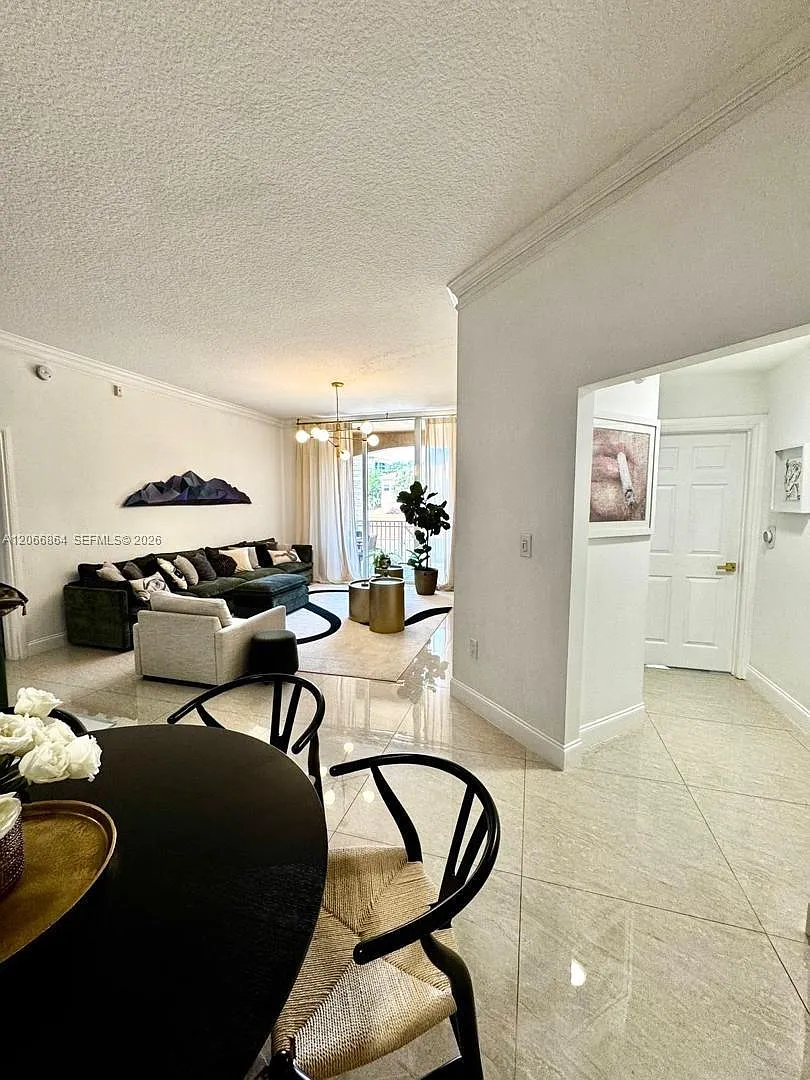 2 bed, 1167 sqft, $3,350 — Photo 4