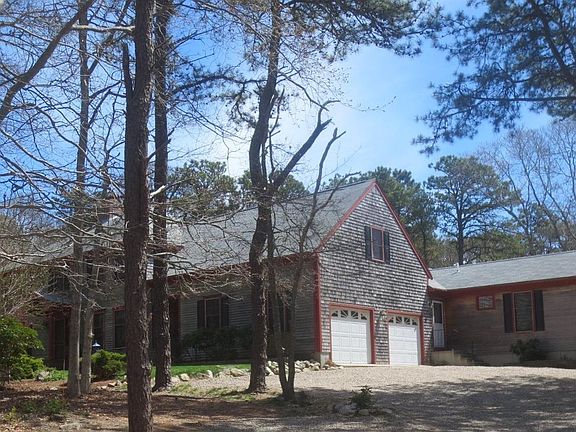 2nd image of 229 Percival Drive