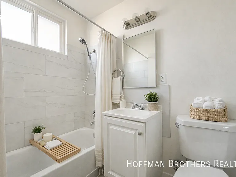 1760 Henderson Ave #5 — Photo 5