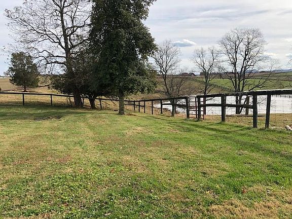 4th image of 1869 Slate Branch Rd