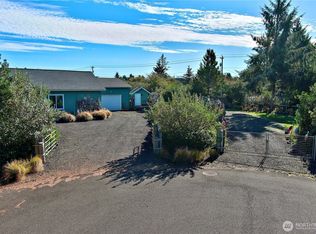 470 Puppis Ct SW, Ocean Shores, WA 98569