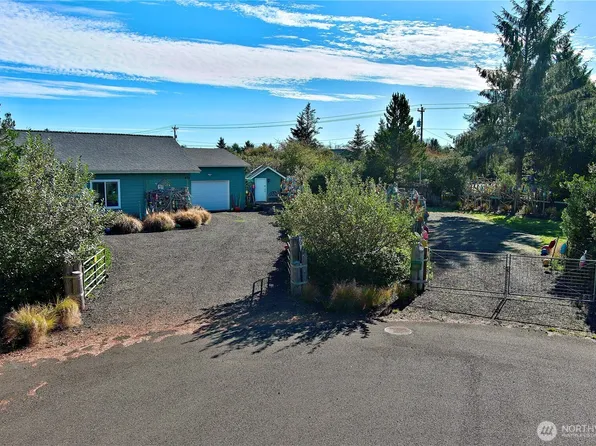 470 Puppis Court SW, Ocean Shores, WA 98569