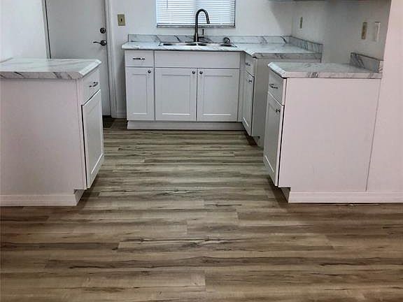 3rd image of 409 West St