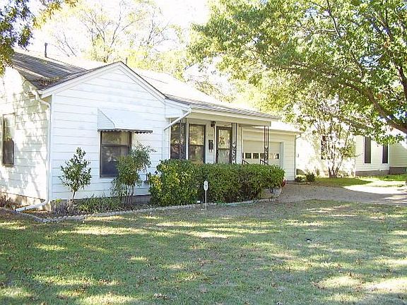 5th image of 1009 Lydick Ln