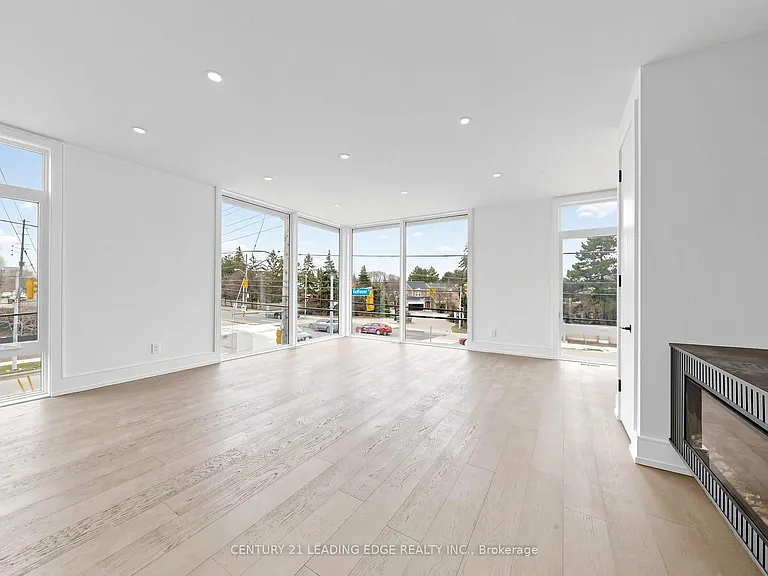 170 Dixon Rd #2 — Photo 32