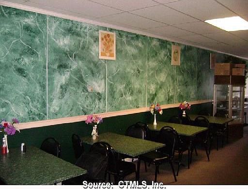 1st image of 17 Whiting St