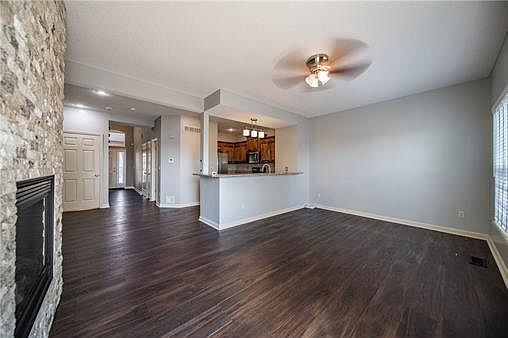 4th image of 7811 W 158th Ct