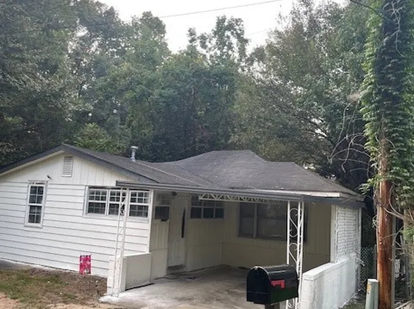 504 W Lee St, Tuskegee, AL 36083