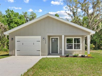1025 CR 452A, Lake Panasoffkee, FL, 33538