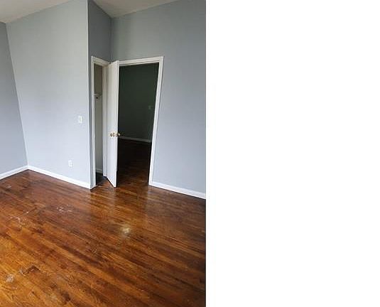 5th image of 133 Elm St