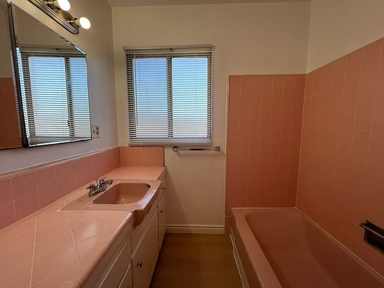 235 Grand Ave #6 — Photo 18