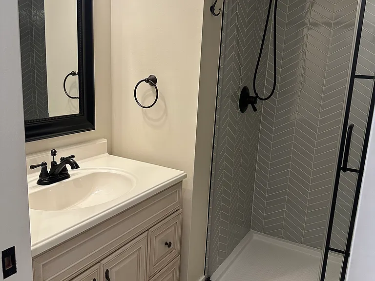 214 S Henry St #214B — Photo 10