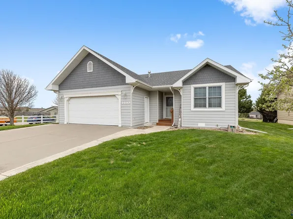 1480 Edinborough Dr, Rapid City, SD 57702