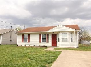 1044 Shadow Ridge Ave, Oak Grove, KY 42262