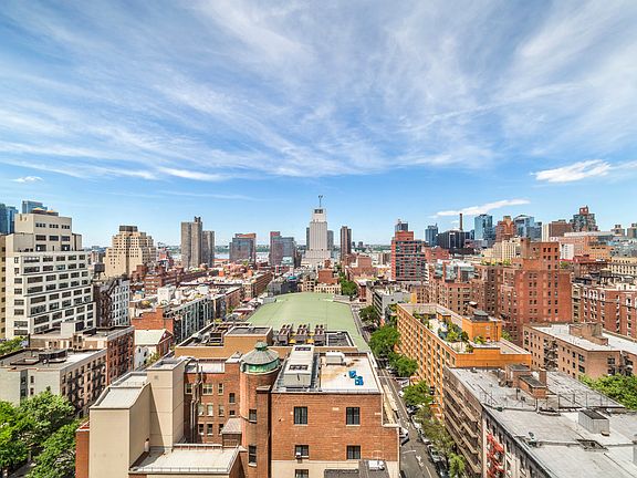 3rd image of 301 W 53rd St APT 18E