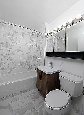 5th image of 130 Water St #403