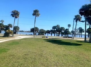 730 S Beach St #1, Ormond Beach, FL 32174
