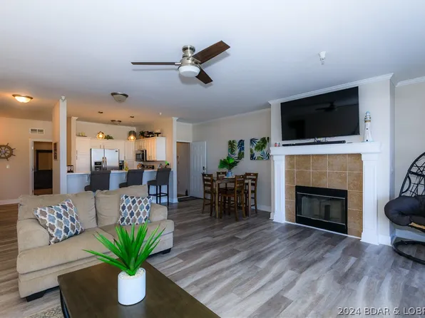 230 Plaza Gardens Ct Unit 1C, Camdenton, MO 65020