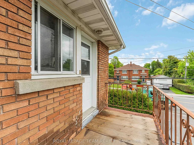 1086 Apolydor Ave #3 — Photo 25