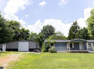 8409 Village Green Dr, Cross Plains, TN 37049