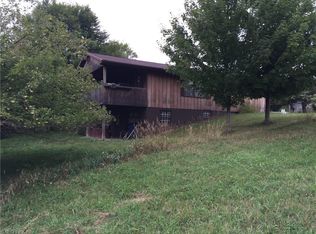 46904 Dyke Rd, Rogers, OH 44455