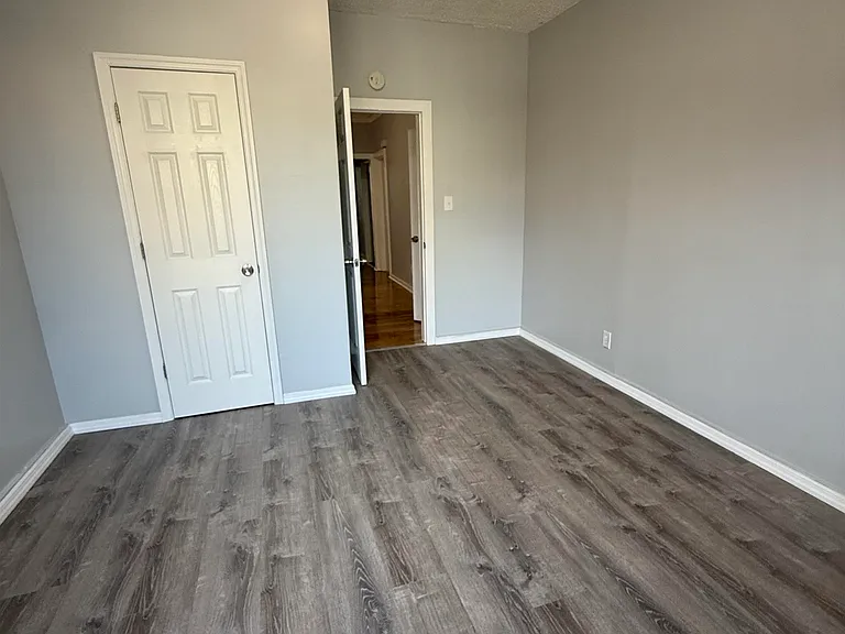 631A Garfield Ave #1 — Photo 4