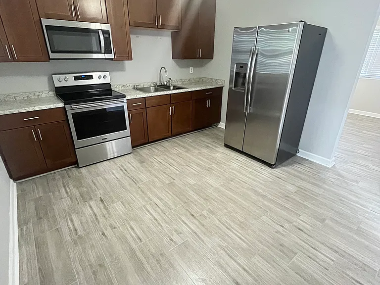 4708 Leila Ave — Photo 5