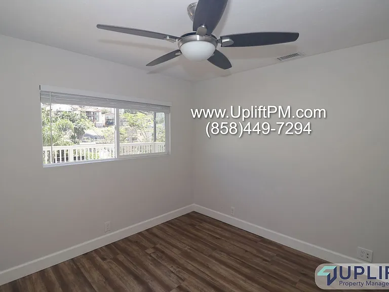 1225 Capistrano Ave #A — Photo 24