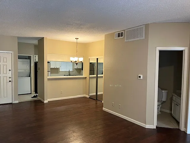 5550 Spring Valley Rd #F15 — Photo 8