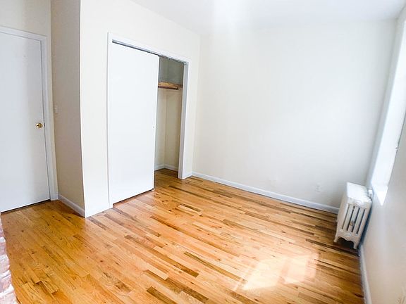 2nd image of 148 W 17th St #C4